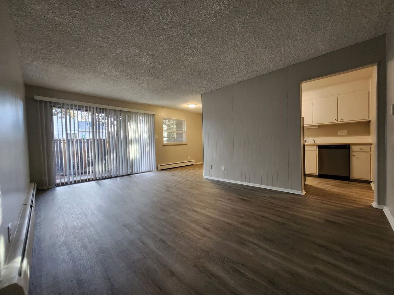 1505 E Kiowa St #102 - Photo 5 of 15