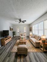112 N Walnut St - Photo 1 of 1