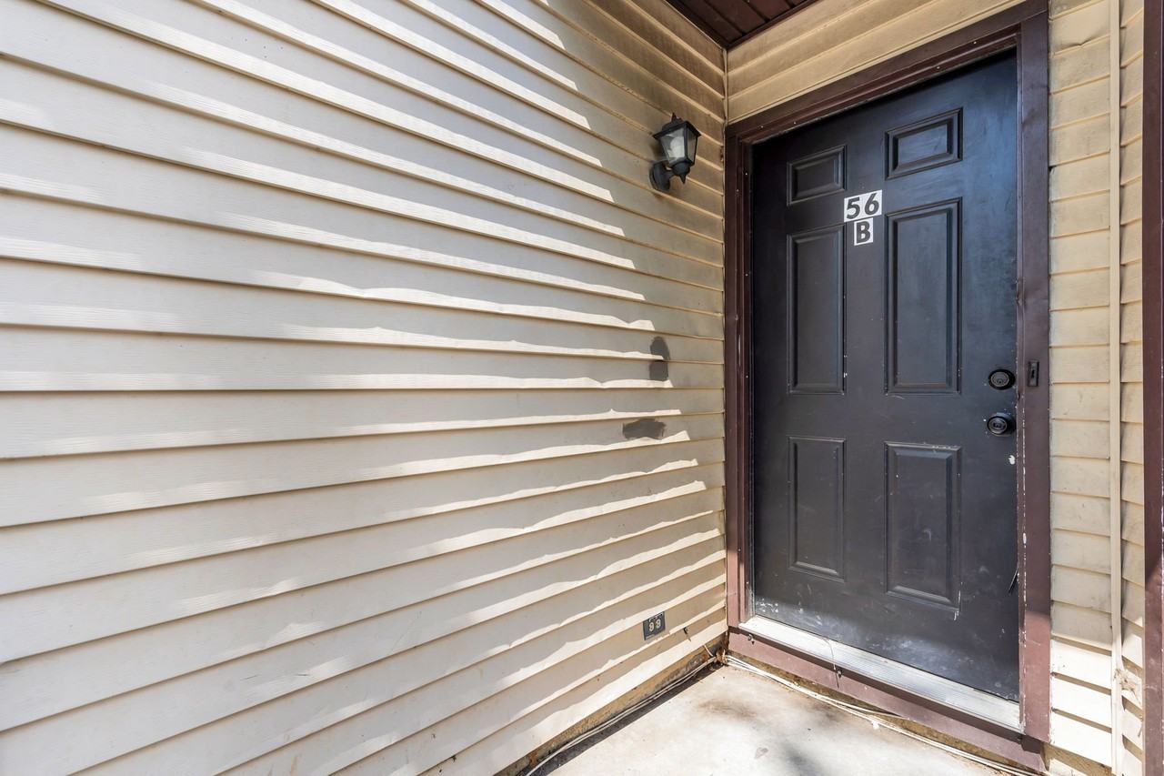 56 Hopewell Ln #B - Photo 6 of 20