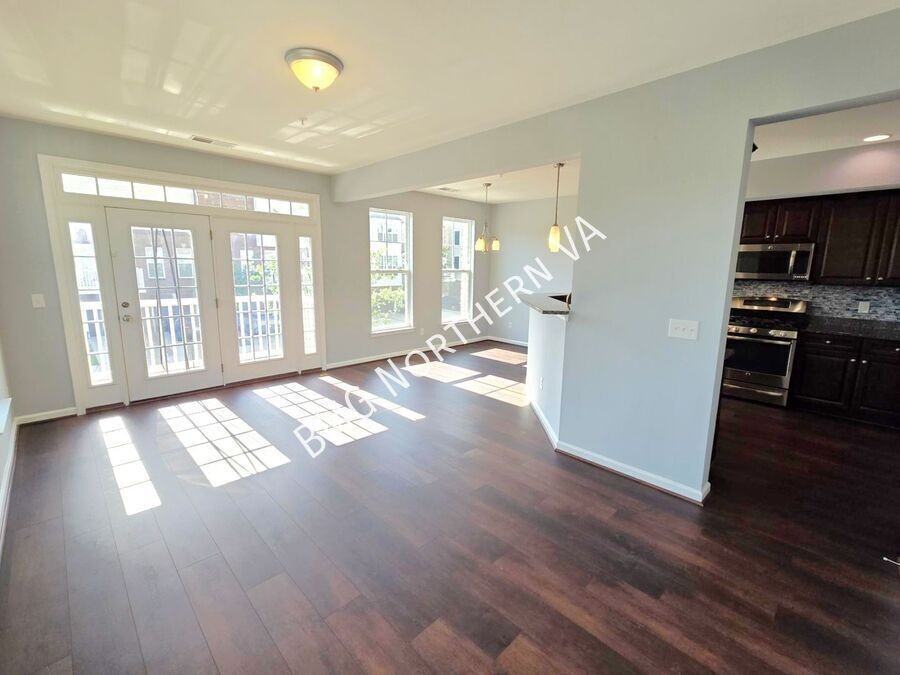 25224 Briargate Ter - Photo 2 of 28
