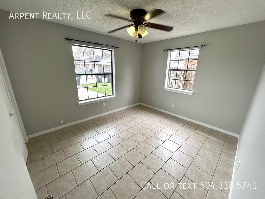 1924 Tusa Dr #B - Photo 5 of 9