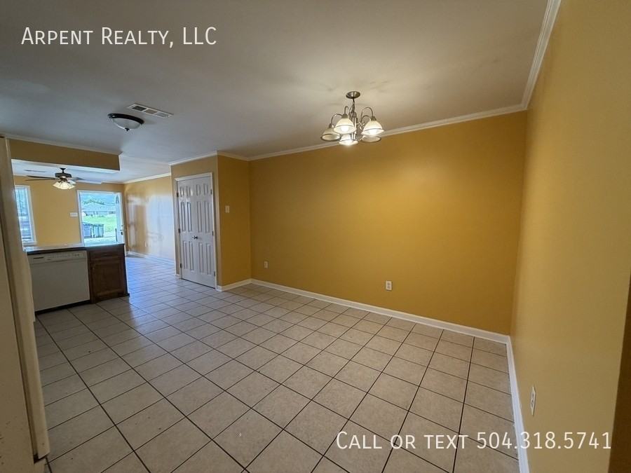 511 E Genie St #1 - Photo 6 of 13