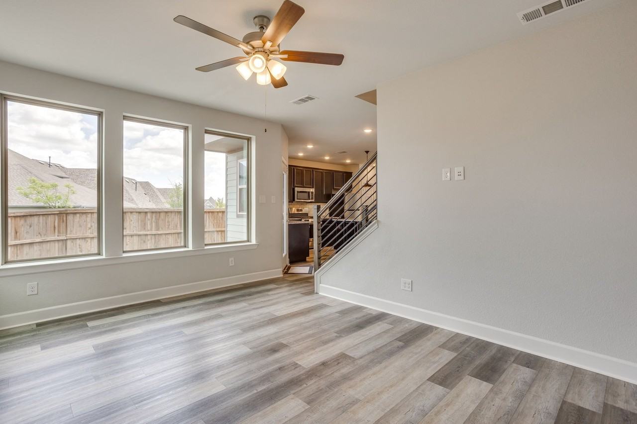 14228 Walsh Ave - Photo 7 of 21