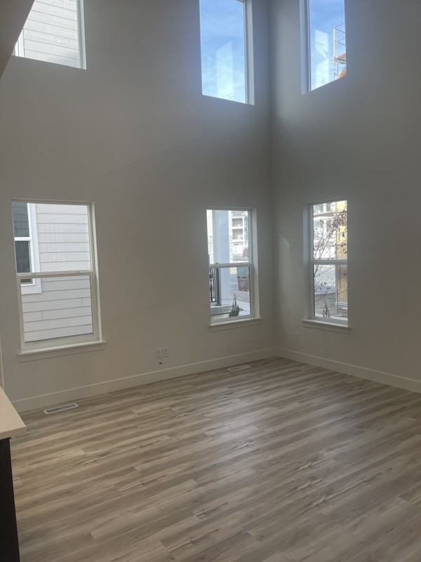 4002 Wn #2 - Photo 3 of 16