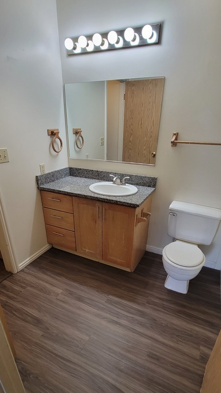 190 Wn - Photo 4 of 14