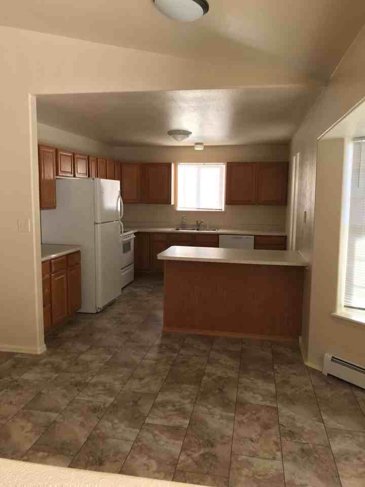 1854 Natalia Way - Photo 3 of 7