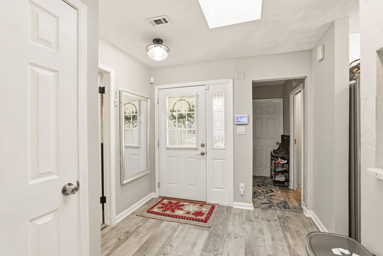3235 Mound Dr - Photo 5 of 16