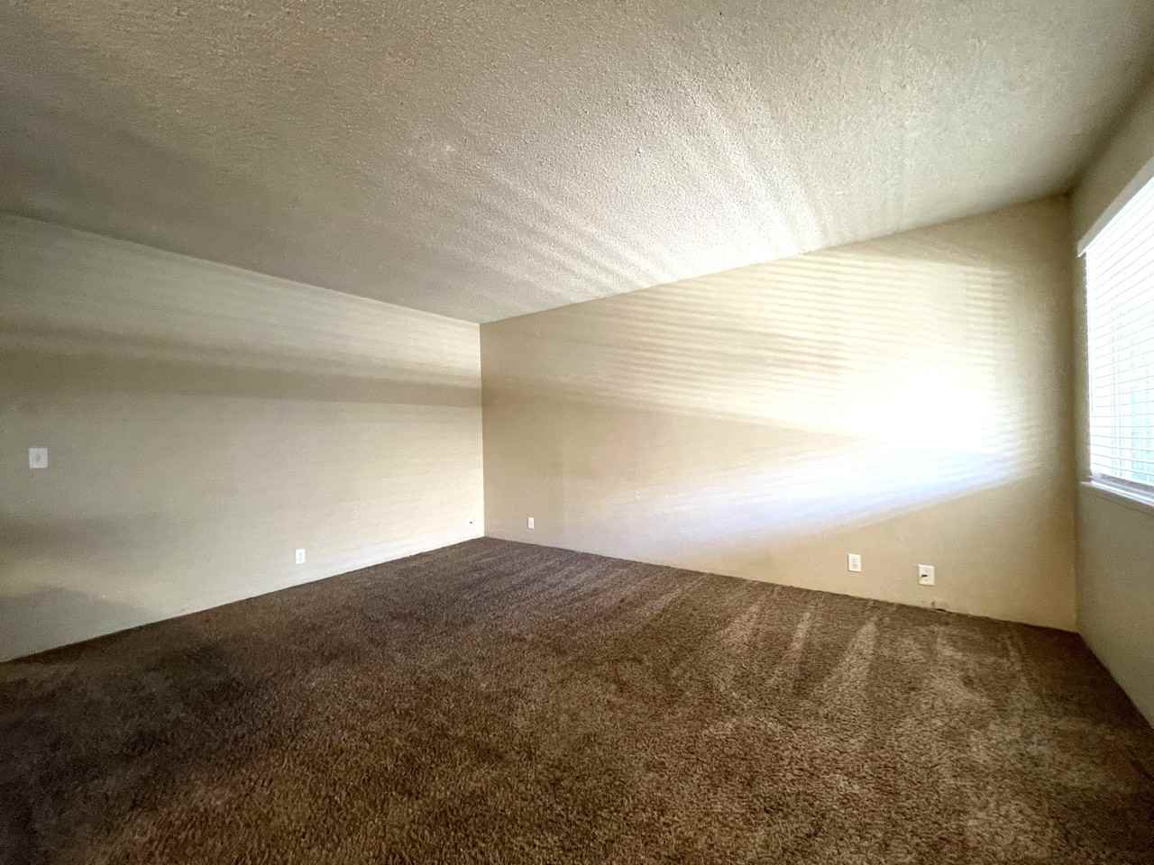 623 W. 6th Ave. Apt.# 11 (K) - Photo 3 of 10