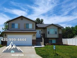 featured image of 2635 Aspen Park Ln