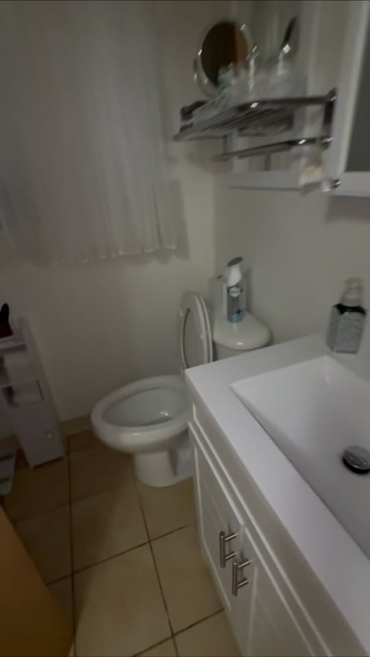 7931 S Hermitage Ave - Photo 2 of 3