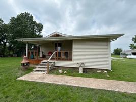 featured image of 52 Blossom Dr