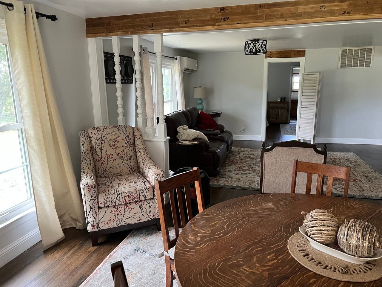 52 Blossom Dr - Photo 4 of 9