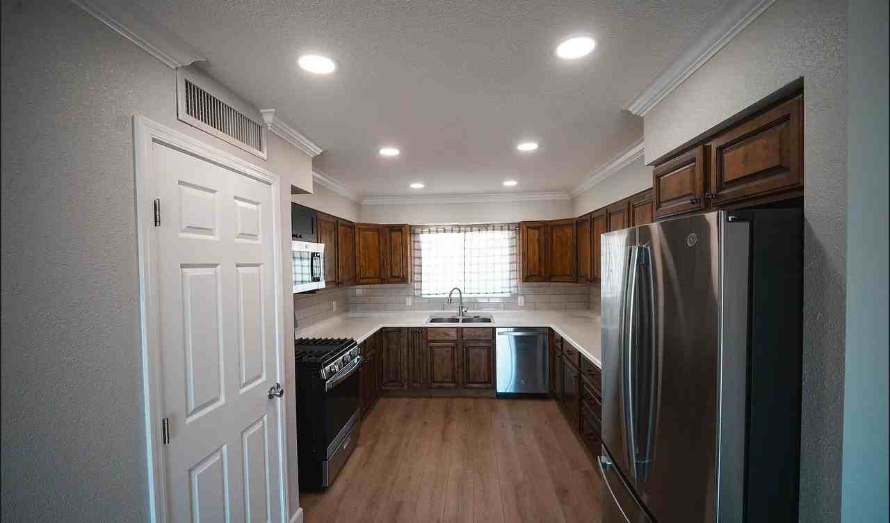 3140 W 8th St - Photo 2 of 13