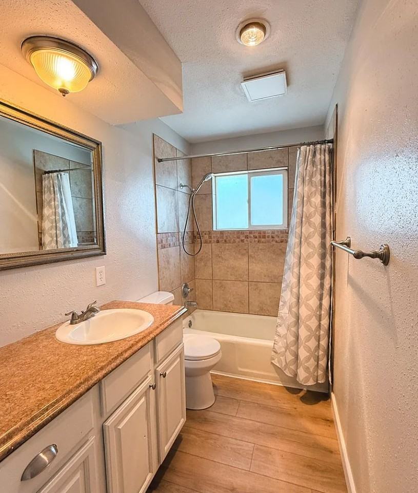 3140 W 8th St - Photo 7 of 13