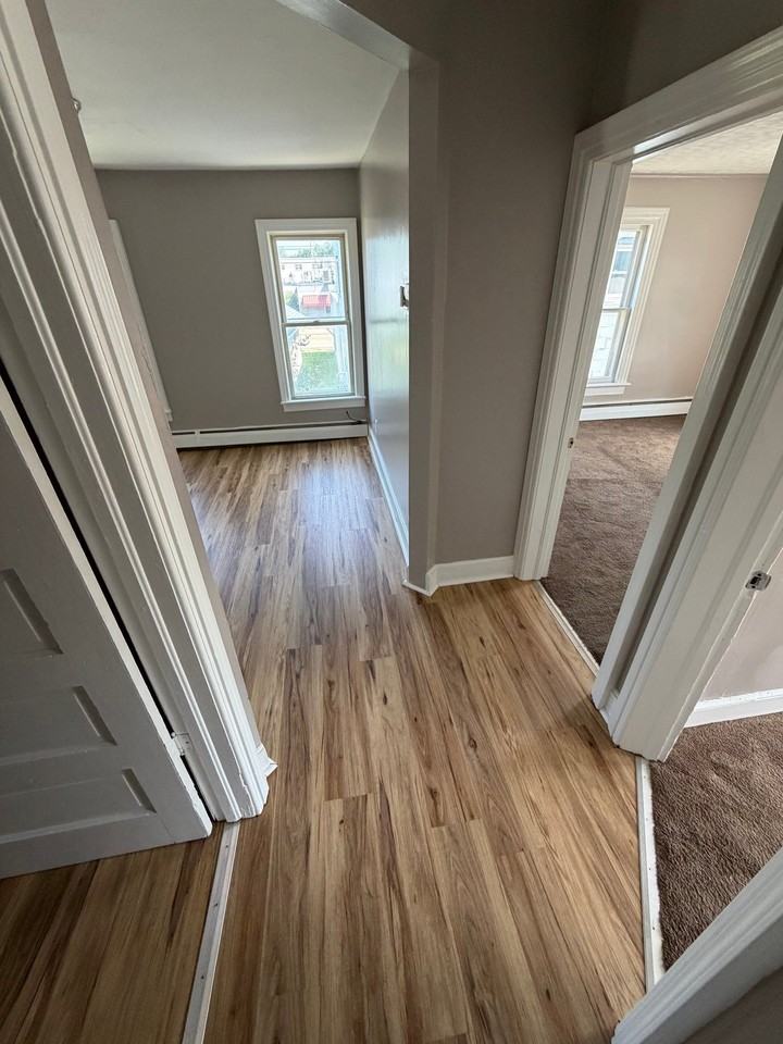 33 Griswold St #2R - Photo 2 of 18