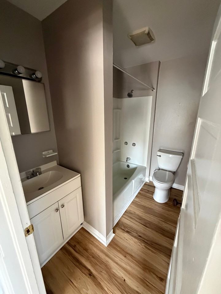 33 Griswold St #2R - Photo 5 of 18