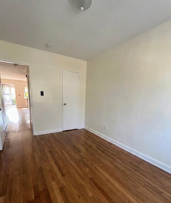 964 E 100th St - Photo 3 of 10
