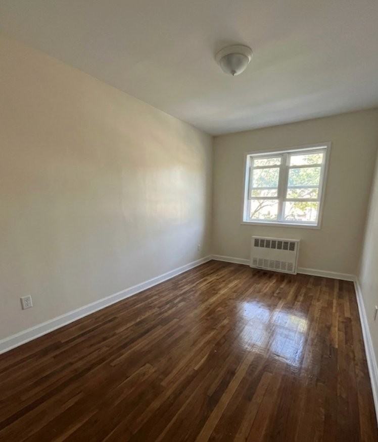 964 E 100th St - Photo 4 of 10