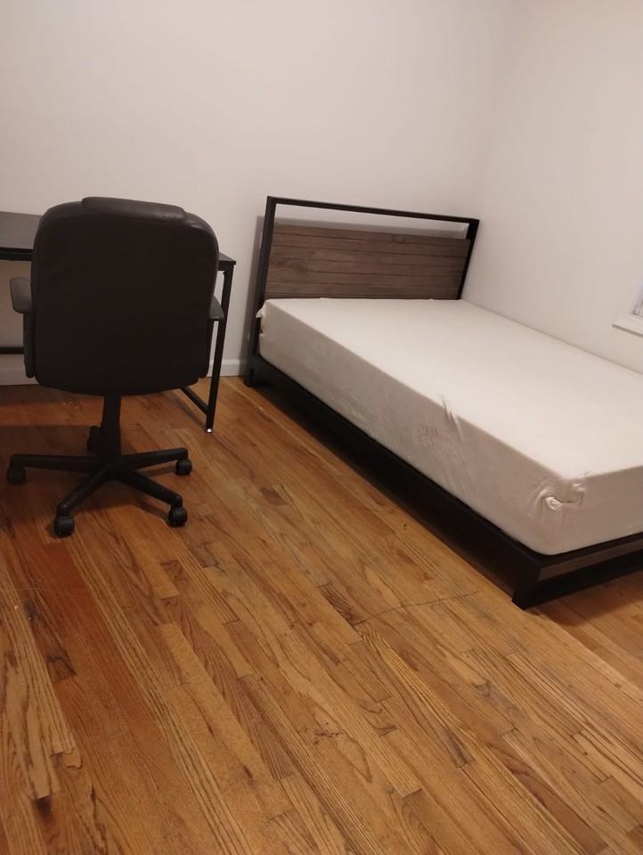 15 Stagg St #1