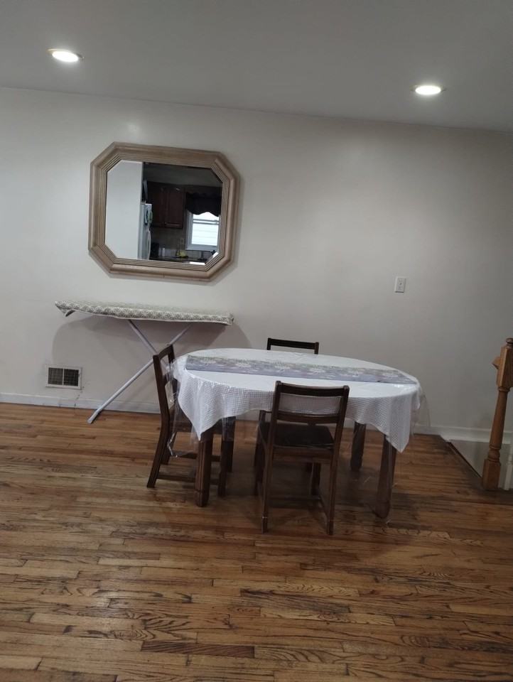 15 Stagg St #1 - Photo 3 of 9