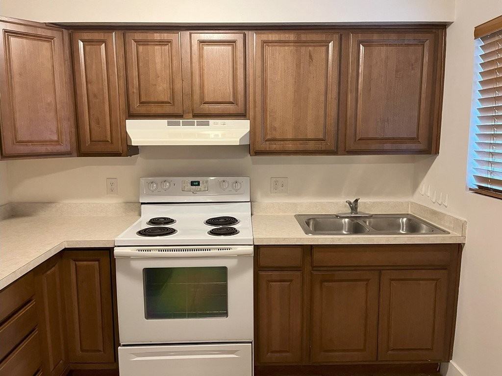 223 S Montgomery St #2 - Photo 2 of 14