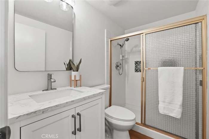 10371 Humbolt St - Photo 2 of 16