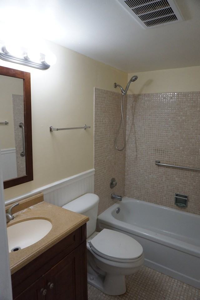 34 Andover B - Photo 5 of 17