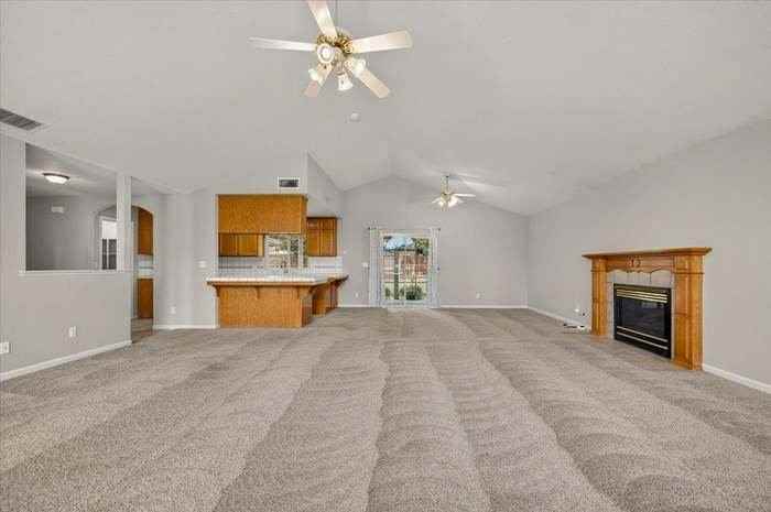 2375 Fallbrook Ave - Photo 5 of 20