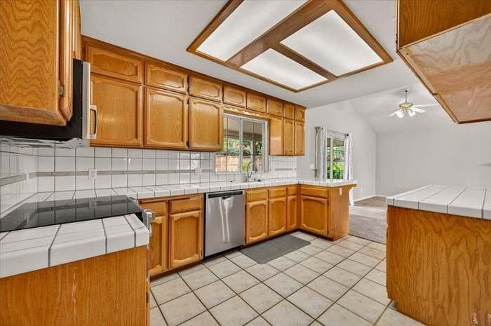 2375 Fallbrook Ave - Photo 6 of 20