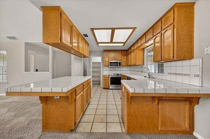 2375 Fallbrook Ave - Photo 7 of 20