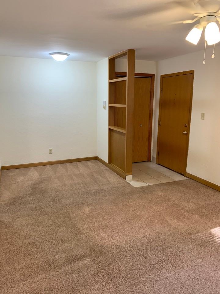 890 Cleveland Ave S #9 - Photo 2 of 16