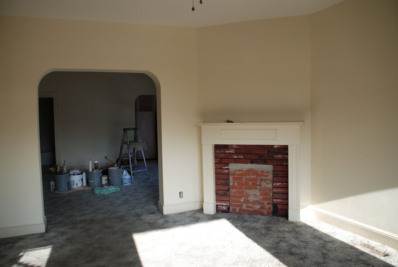 207 Scammel St #2 - Photo 5 of 16
