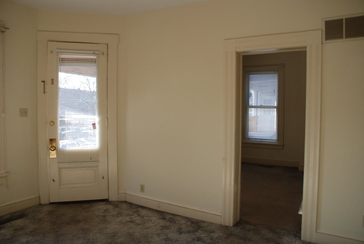 207 Scammel St #2 - Photo 6 of 16