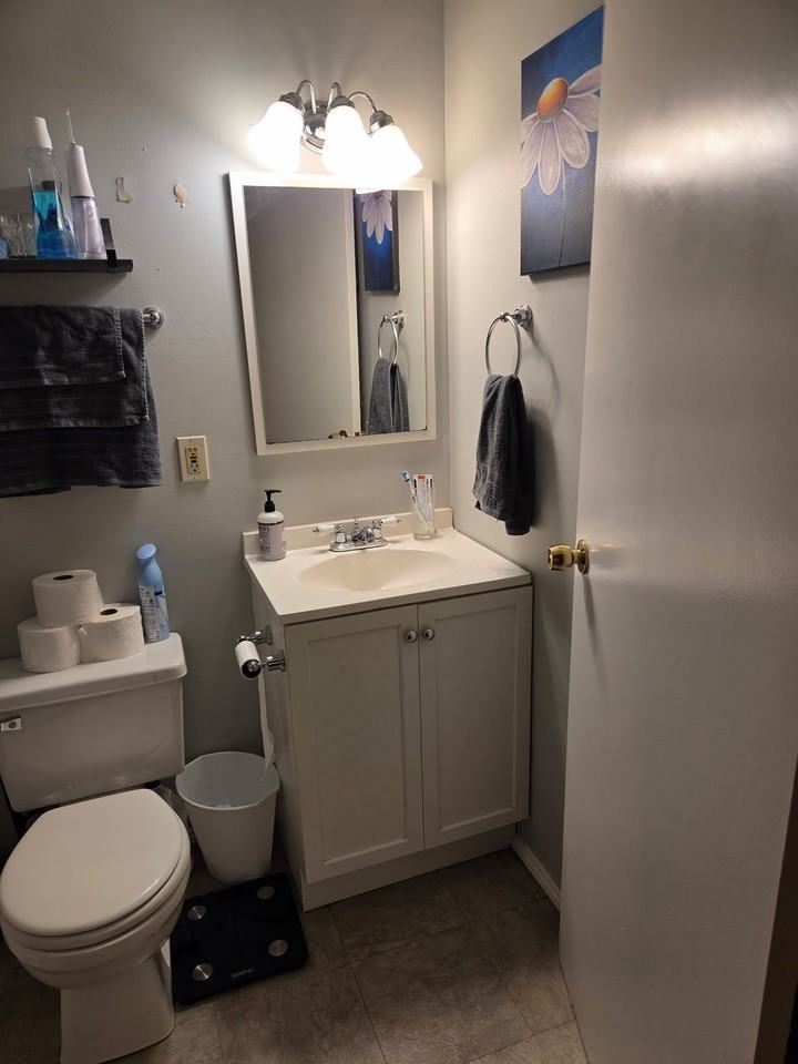 19 Main St #4 - Photo 5 of 11