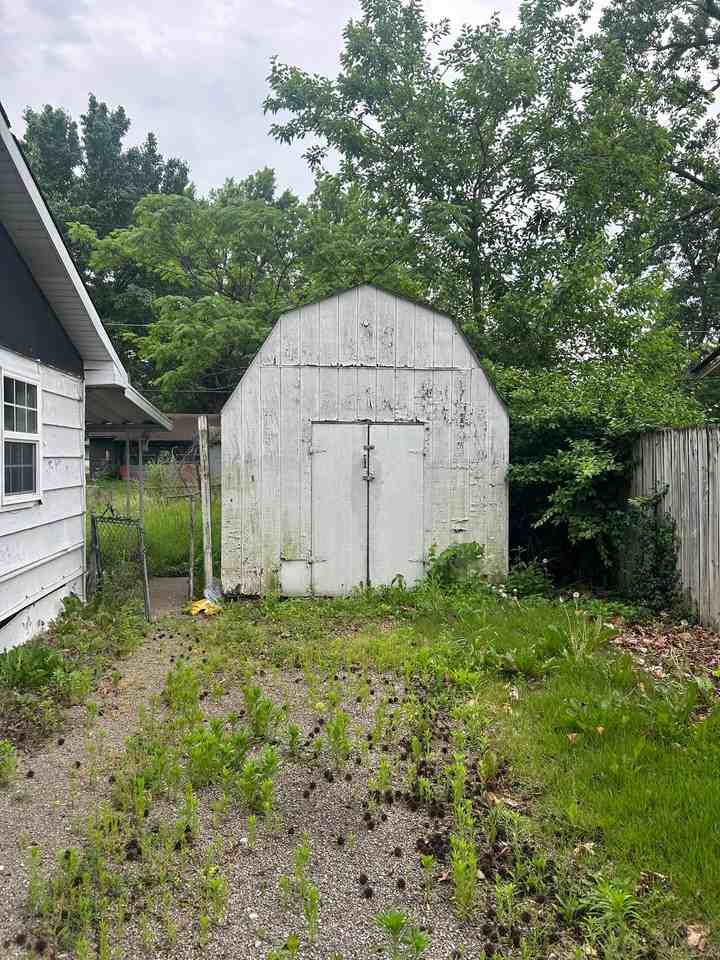 26 Leonard Dr - Photo 5 of 20