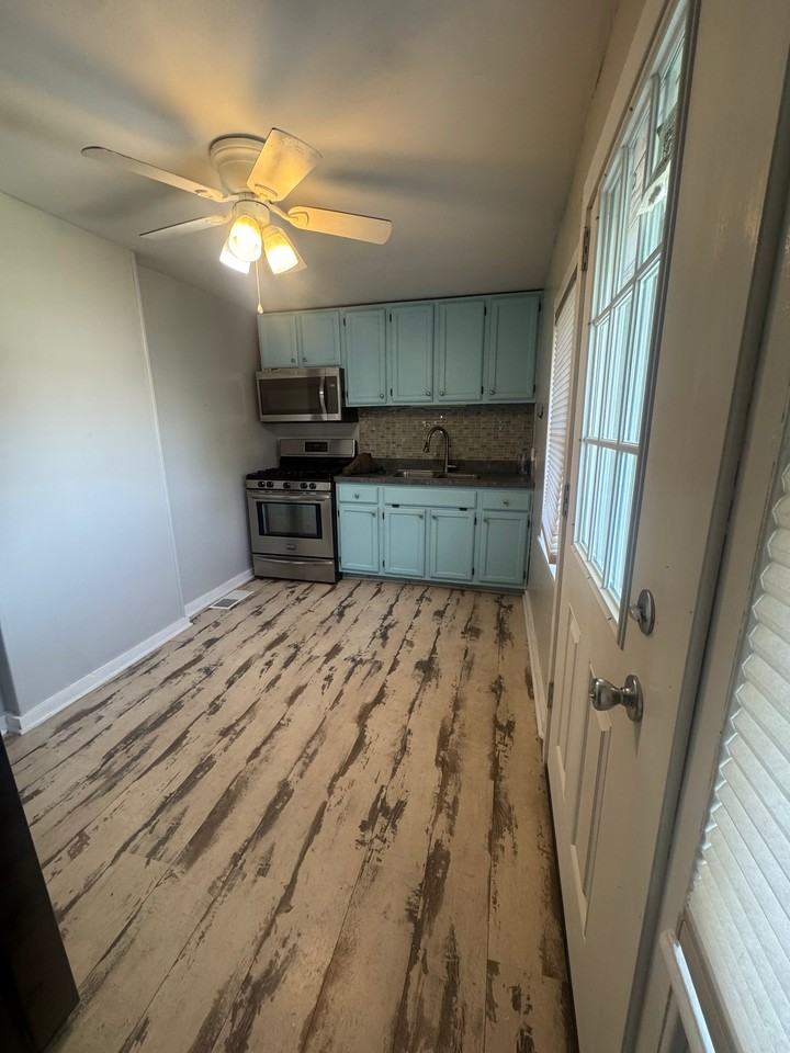 22 E Center St - Photo 6 of 14