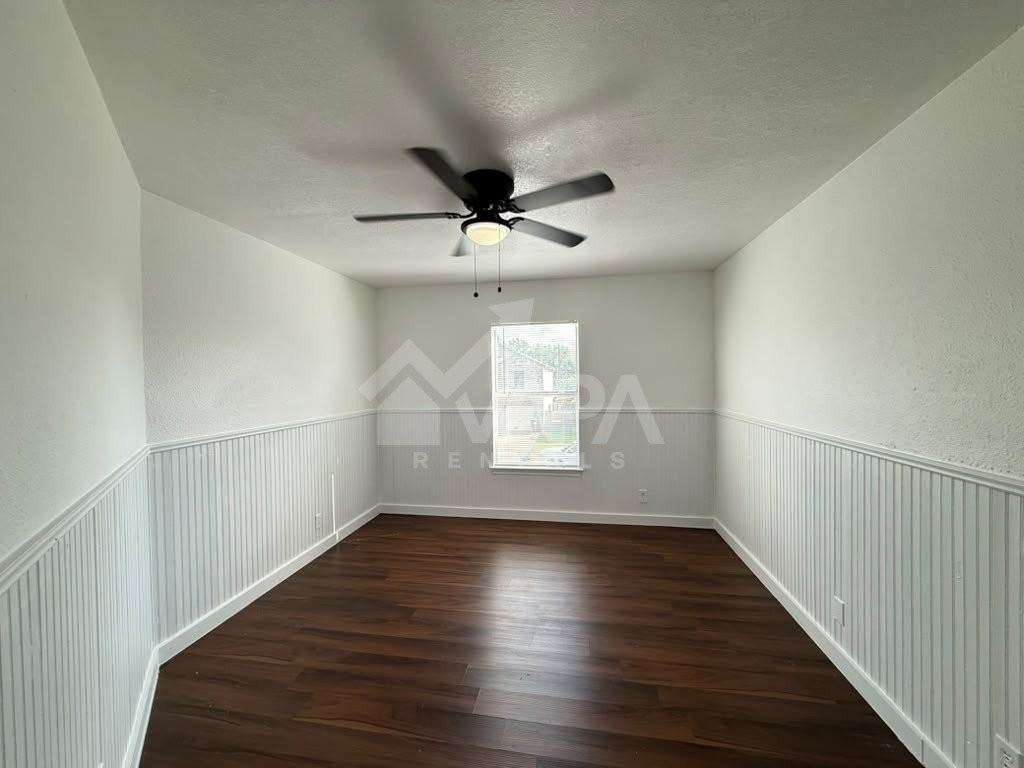 9666 Green Plain Dr - Photo 7 of 18