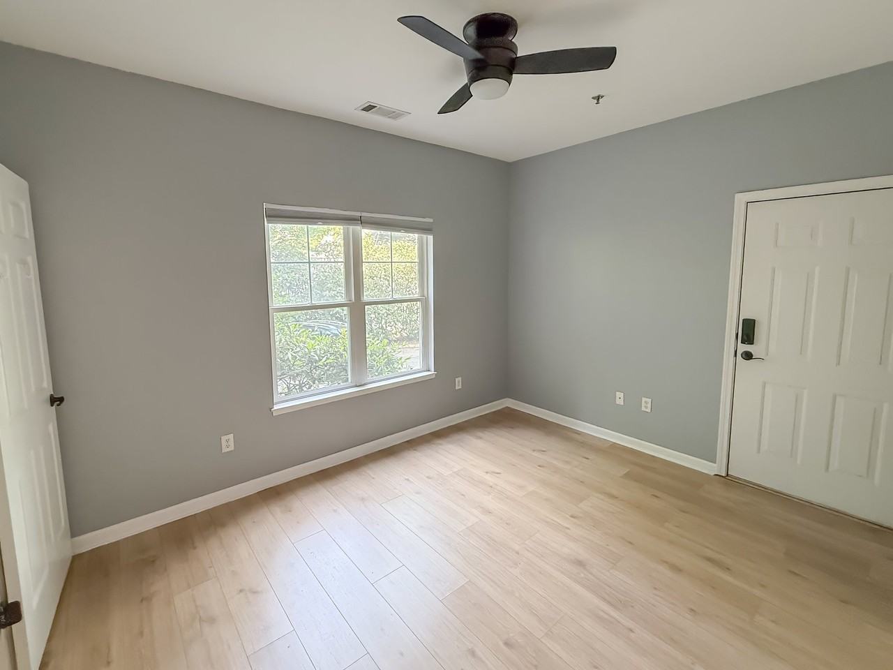 64 Clingman Ave #105 - Photo 2 of 18
