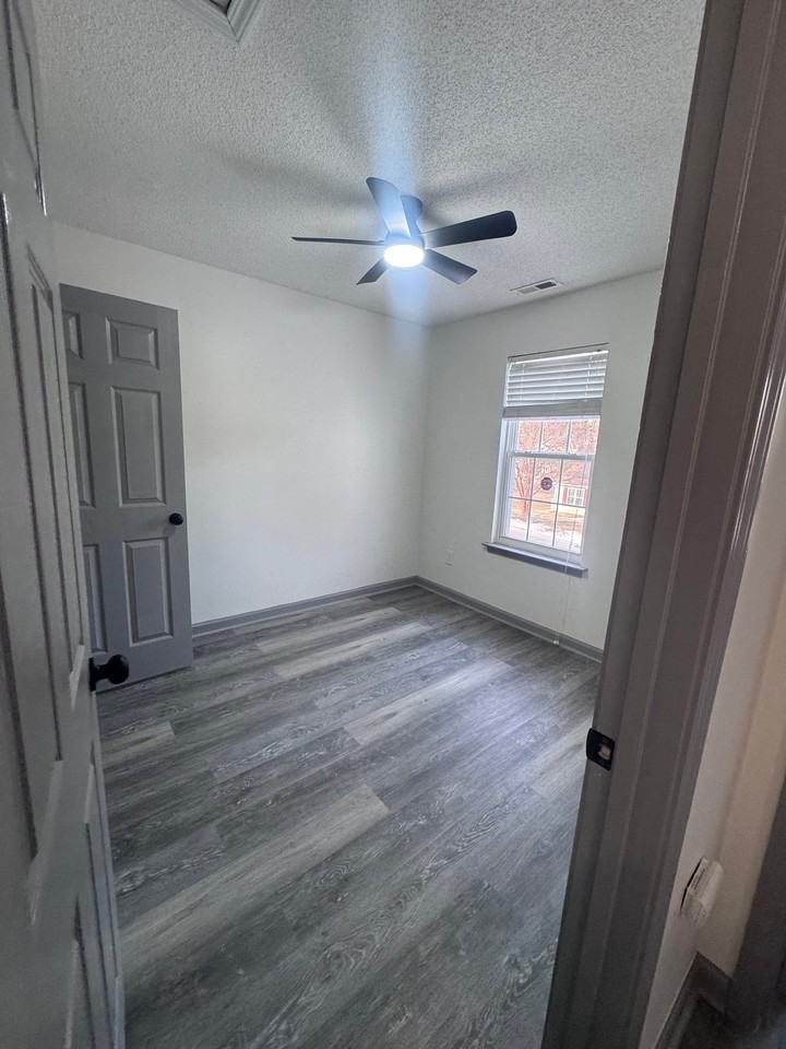 3001 Corinth Ln - Photo 5 of 15