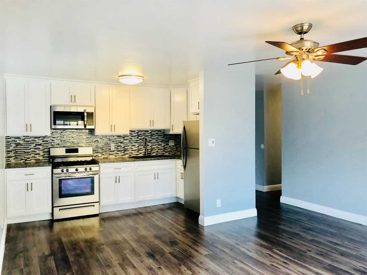 1320 S. St. Andrews Place - Photo 2 of 17