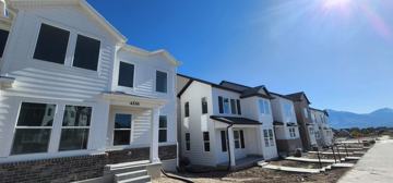 featured image of 4336 W Watchmen Way #436
