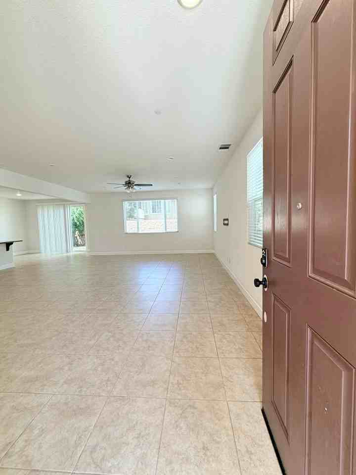 2133 Salice Way - Photo 2 of 23