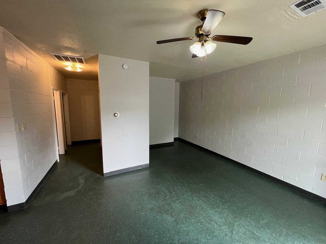 208 Grady Ave - Photo 5 of 12
