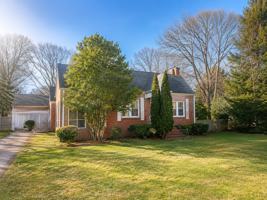 featured image of 235 Bryan St