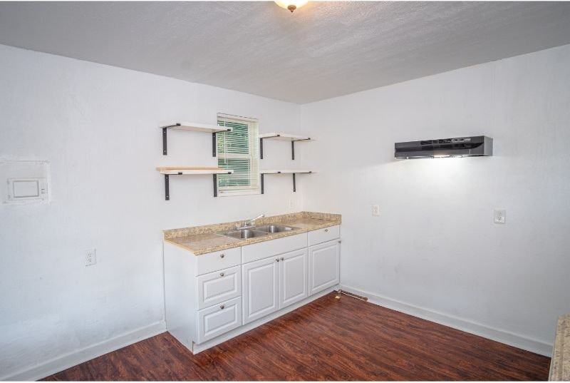 1435 Gibbs Street - Photo 5 of 21