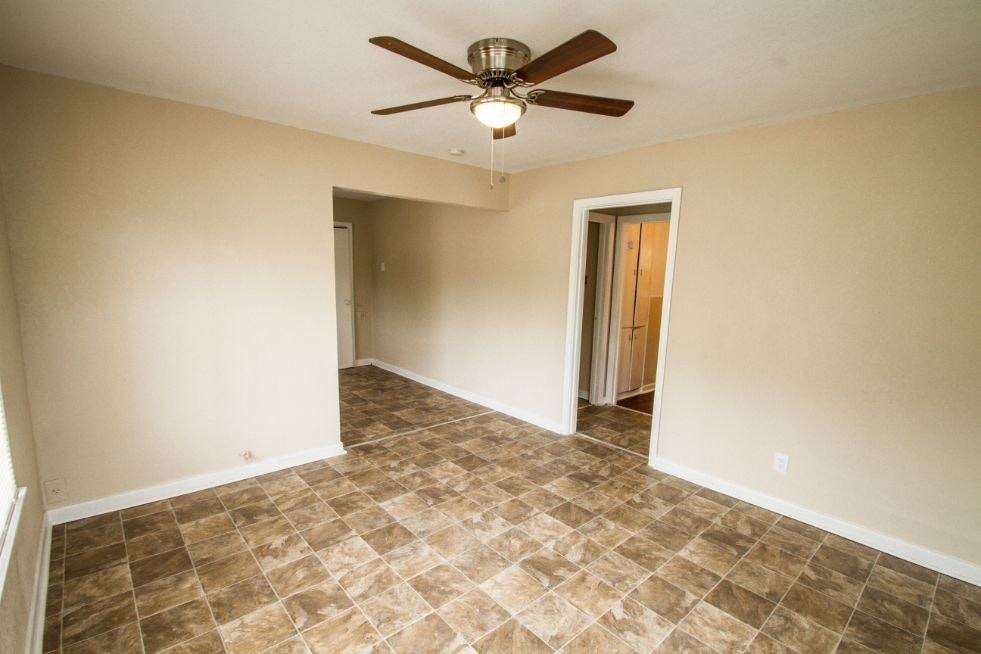 3030 Martin Luther King Drive - Photo 5 of 20