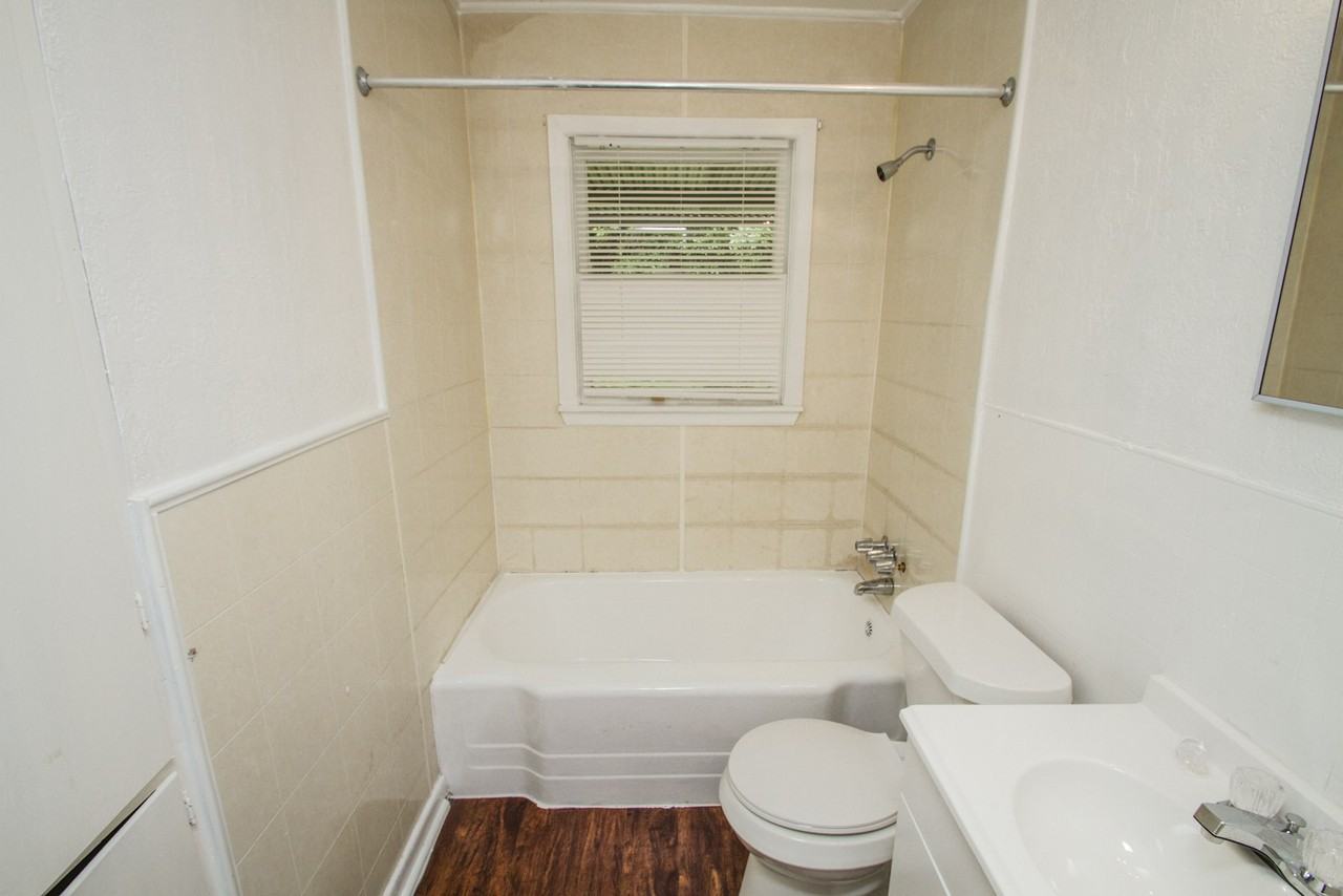 3030 Martin Luther King Drive - Photo 6 of 20