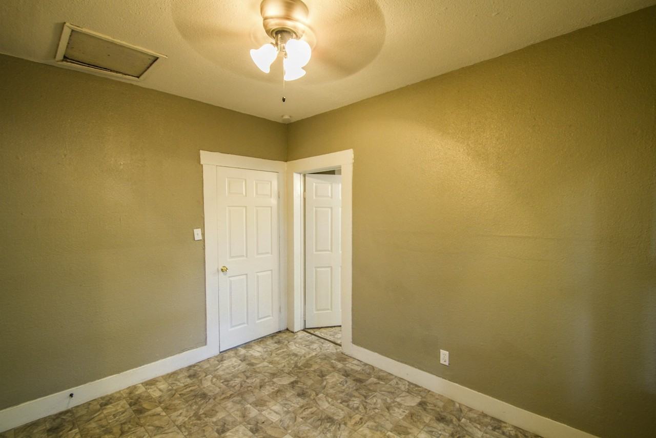524 Saint Martin Avenue - Photo 2 of 18
