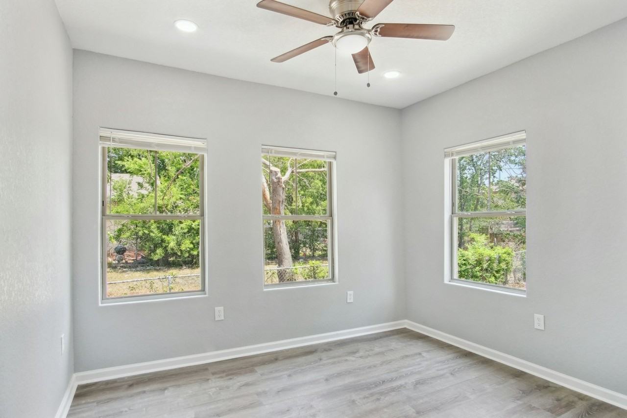 1412 Hays Street - Photo 6 of 26