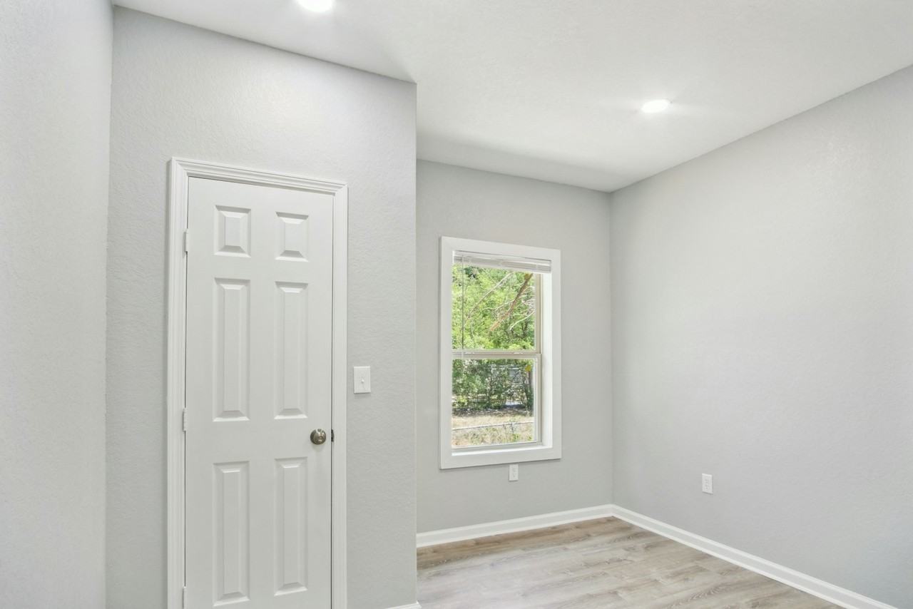 1412 Hays Street - Photo 7 of 26